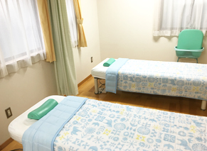 施術ベッドの画像です